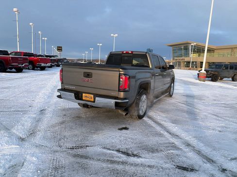 Used 2017 GMC Sierra 1500 SLT image 4