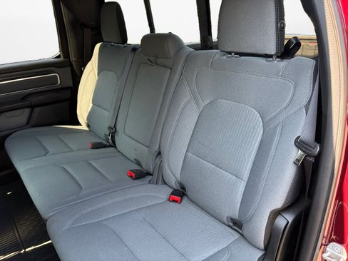 Used 2022 RAM 1500 Big Horn AWD/4WD image 15