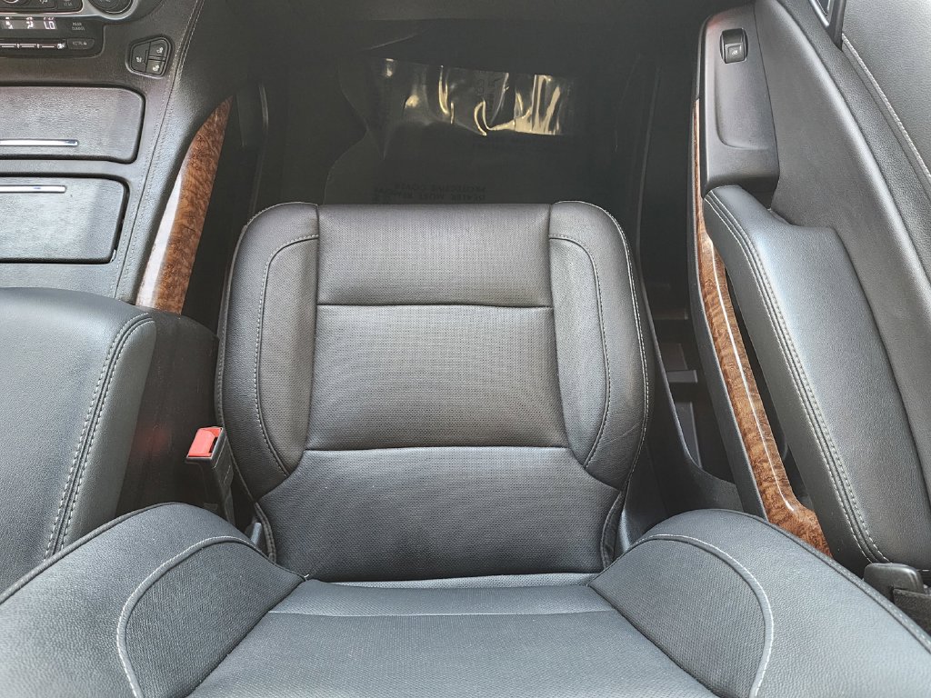 Used 2020 Chevrolet Tahoe Premier AWD/4WD image 13