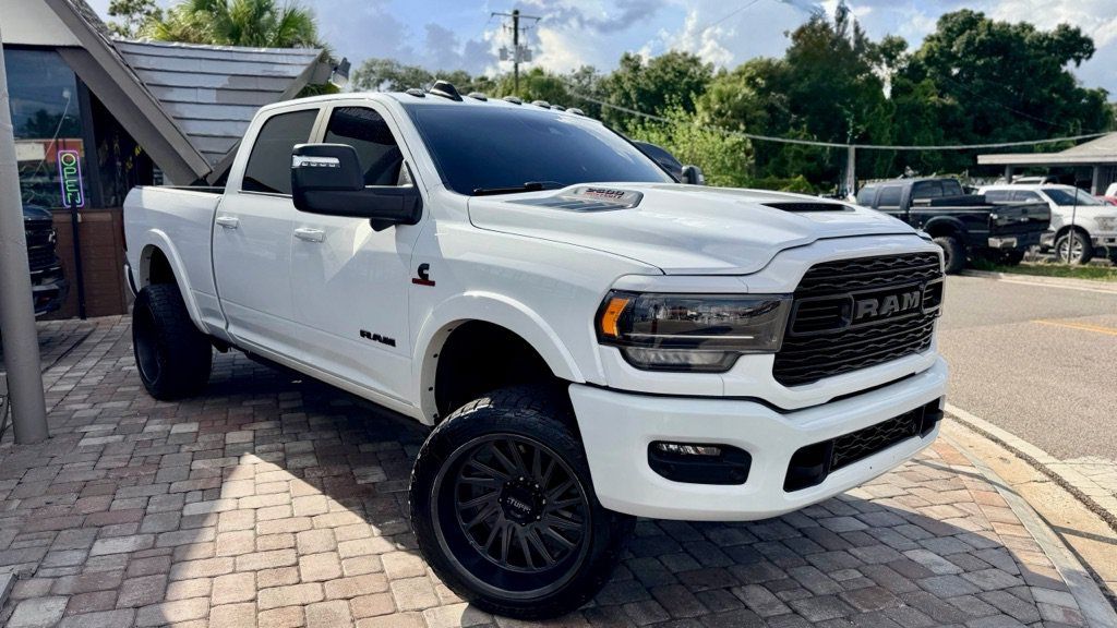 Used 2024 RAM 2500 Limited AWD/4WD image 2