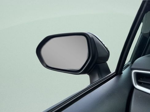 Used 2024 Toyota Corolla LE FWD image 28