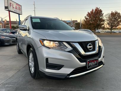 Used 2017 Nissan Rogue SV