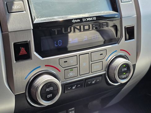 Used 2019 Toyota Tundra Limited w/ Limited Premium Package RWD image 43