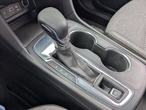 Used 2023 Chevrolet Equinox LT image 12