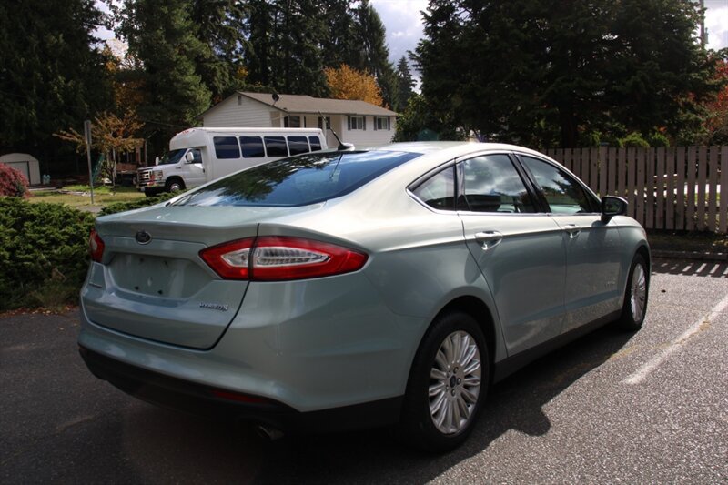 Used 2014 Ford Fusion S FWD image 3