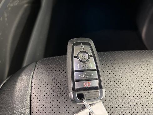 New 2025 Ford F150 Lariat w/ Equipment Group 502A High image 45