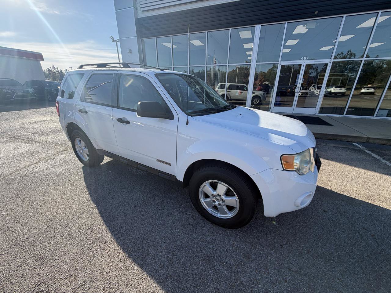 Used 2008 Ford Escape XLT FWD image 2