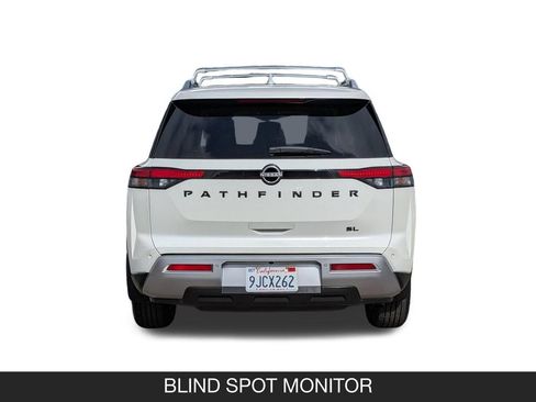 Used 2023 Nissan Pathfinder SL w/ Black Appearance Package FWD image 9