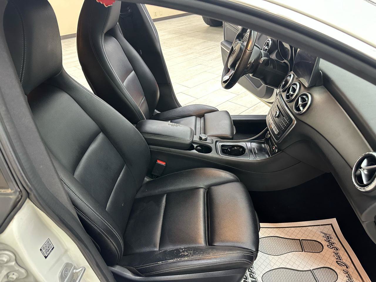 Used 2017 Mercedes-Benz CLA 250 4MATIC image 37