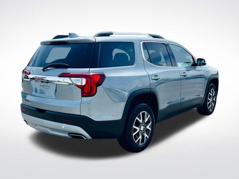 Used 2023 GMC Acadia SLE w/ Driver Convenience Package FWD image 8