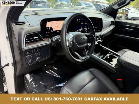 Used 2025 Chevrolet Suburban Z71 AWD/4WD image 30