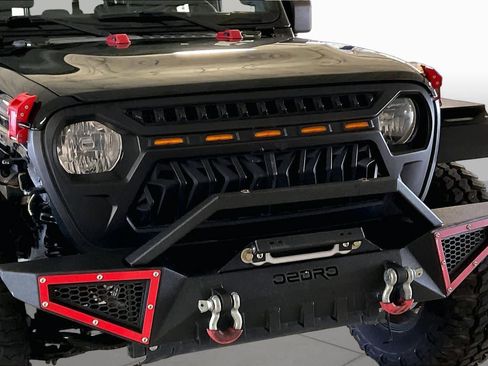 Used 2021 Jeep Gladiator Sport AWD/4WD image 27