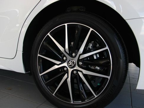 Used 2024 Toyota Camry SE image 30