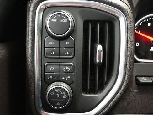 Used 2020 Chevrolet Silverado 2500 LTZ w/ Technology Package image 29