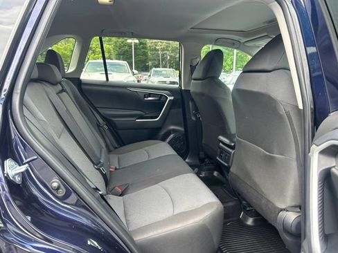 Used 2025 Toyota RAV4 XLE w/ Convenience Package FWD image 20