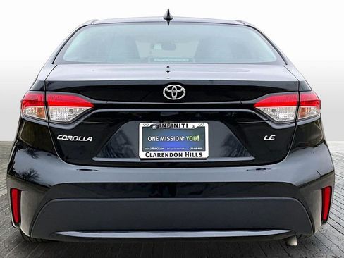 Used 2022 Toyota Corolla LE image 7