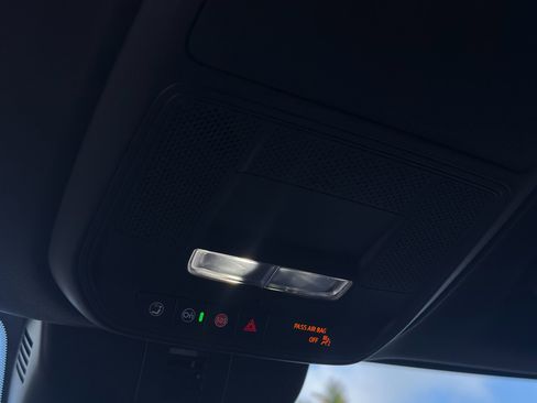 Used 2024 GMC Acadia Elevation image 36