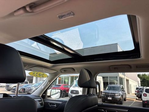 Used 2025 INFINITI QX80 Pure AWD/4WD image 11