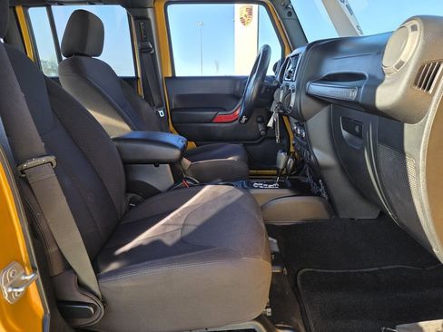 Used 2014 Jeep Wrangler Unlimited Sport image 21