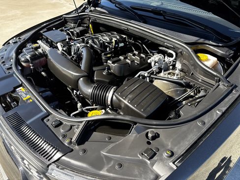 Used 2025 Dodge Durango GT image 36