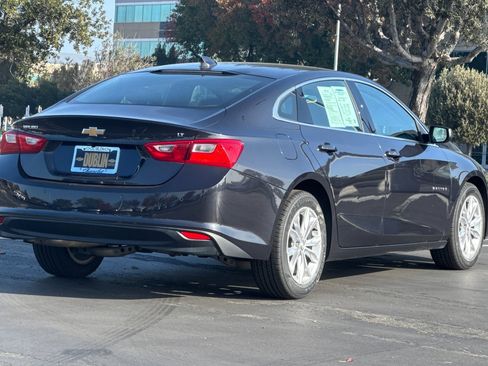 Used 2023 Chevrolet Malibu LT w/ Driver Confidence Package image 4