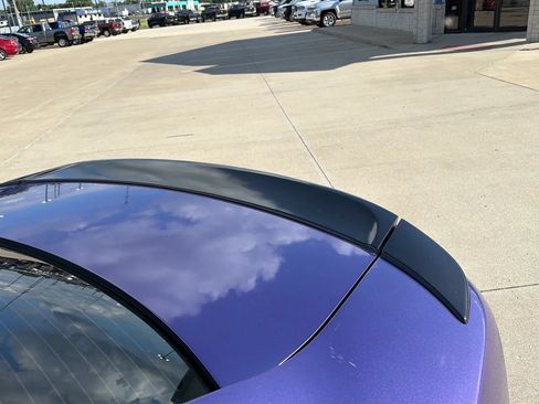Used 2016 Dodge Charger R/T w/ Plus Group RWD image 34