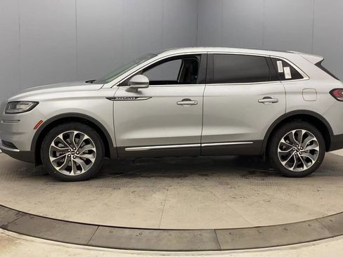 Used 2022 Lincoln Nautilus Reserve AWD/4WD image 9