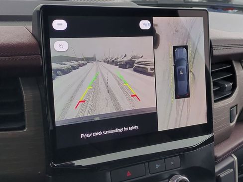 Used 2022 Ford Expedition Max Limited image 32