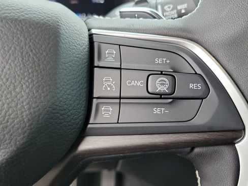 New 2026 Jeep Grand Cherokee Altitude RWD image 6
