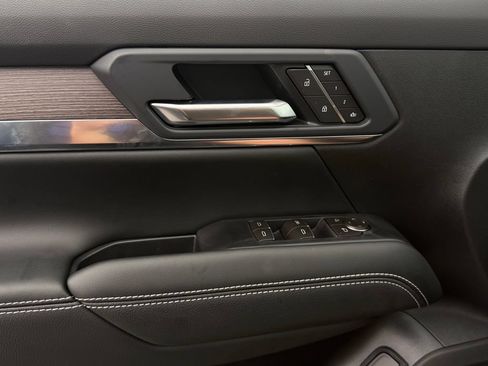 New 2026 GMC Terrain Denali AWD/4WD image 25