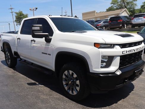 Used 2022 Chevrolet Silverado 2500 Custom w/ Custom Value Package AWD/4WD image 1