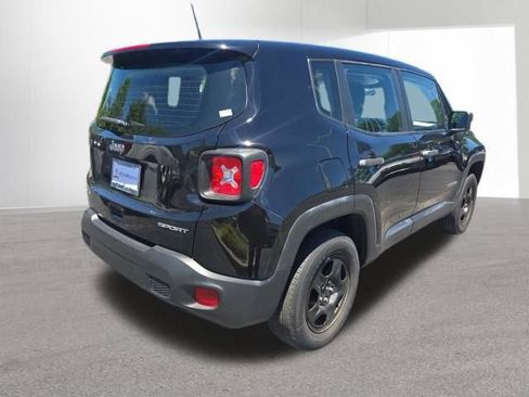 Used 2019 Jeep Renegade Sport AWD/4WD image 5