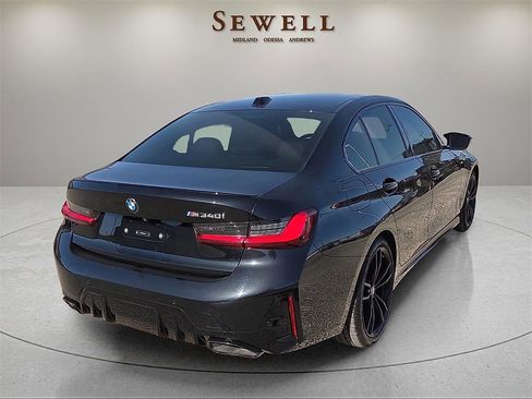 Used 2024 BMW M340i w/ Parking Assistance Package image 4