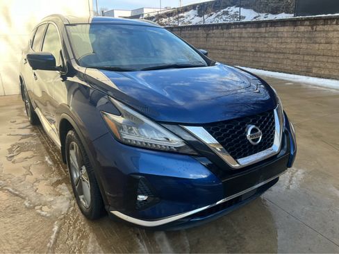 Used 2020 Nissan Murano Platinum image 2