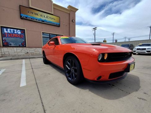Used 2021 Dodge Challenger SXT w/ Blacktop Package RWD image 2