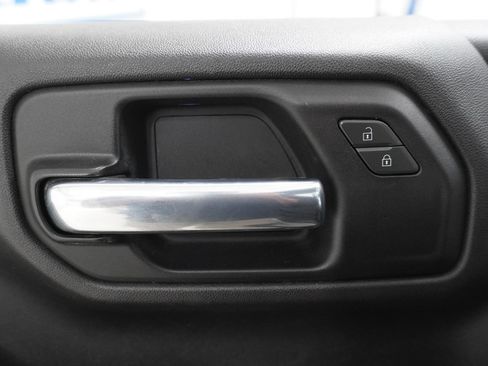 Used 2022 Chevrolet Silverado 1500 Custom w/ LPO, Dark Essentials Package RWD image 12