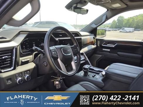 Used 2024 GMC Sierra 1500 Denali w/ Denali Reserve Package AWD/4WD image 3