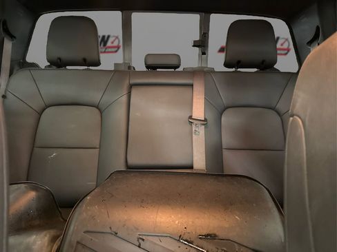 Used 2024 GMC Canyon Elevation w/ Elevation Premium Package image 20