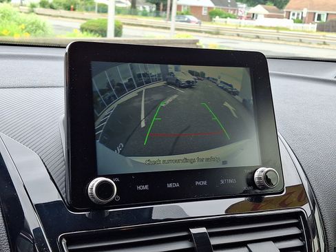 Used 2024 Mitsubishi Eclipse Cross Ralliart AWD/4WD image 18