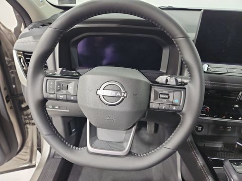 New 2026 Nissan Rogue Platinum AWD/4WD image 14