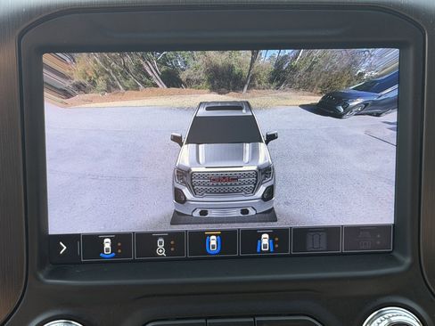 Used 2021 GMC Sierra 1500 AT4 w/ AT4 Value Package image 37