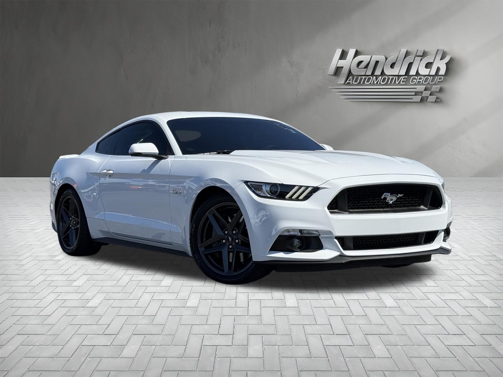 Used 2017 Ford Mustang GT Premium RWD image 2