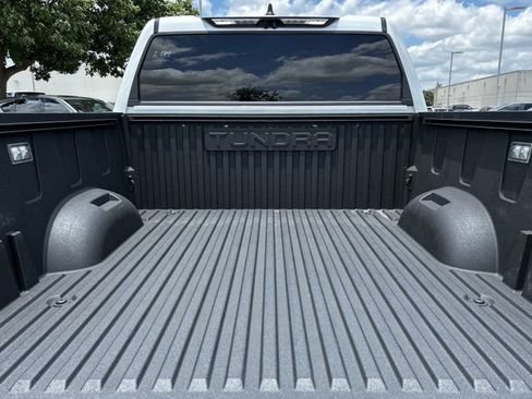 Used 2024 Toyota Tundra Platinum AWD/4WD image 33