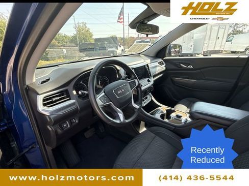 Certified 2023 GMC Acadia SLE image 10