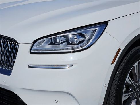 Certified 2021 Lincoln Corsair Reserve w/ Equipment Group 201A image 8