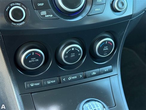 Used 2013 MAZDA MAZDA3 Touring image 19