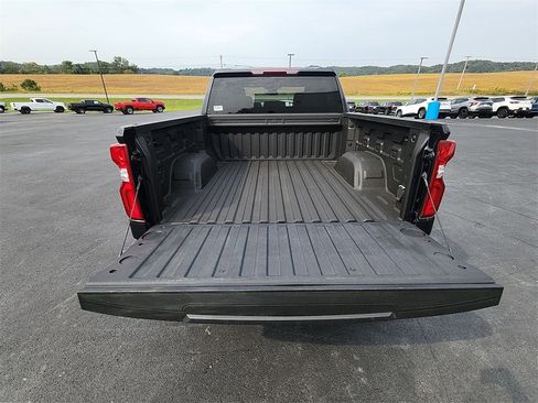 Used 2022 Chevrolet Silverado 1500 RST image 22