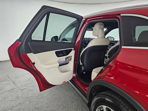 Certified 2025 Mercedes-Benz GLC 300 GLC 300 image 17