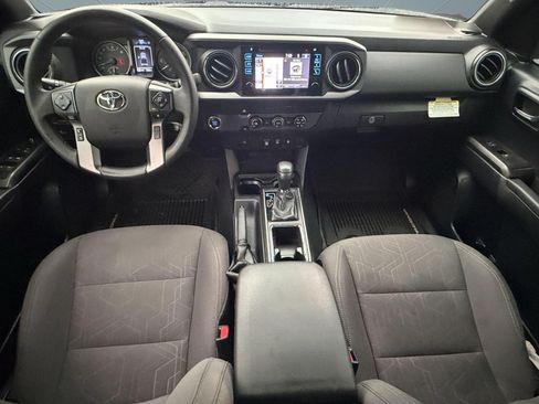 Used 2019 Toyota Tacoma TRD Off-Road RWD image 17