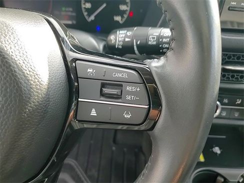 Used 2025 Honda HR-V EX-L image 15